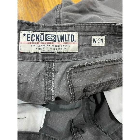 Ecko UNLTD cargo camouflage And Urban Pipeline shorts men Size 38 And W-34 - Picture 7 of 7
